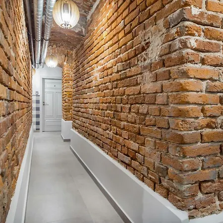 Bluma Apartment *